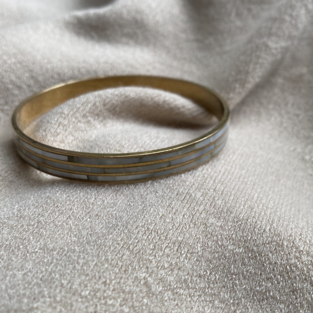 Vintage Mother of Pearl Bangle Bracelet Gold with Mother of Pearl Inlay